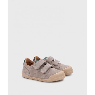 SNEAKERS IN CAMOSCIO, CON DOPPIO STRAPPO IN VELCRO