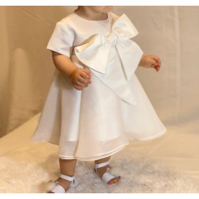 ABITINO BIANCO CON FIOCCO A MEZZA MANICA