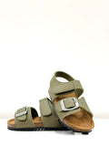SANDALO CON STRAPPO VERDE