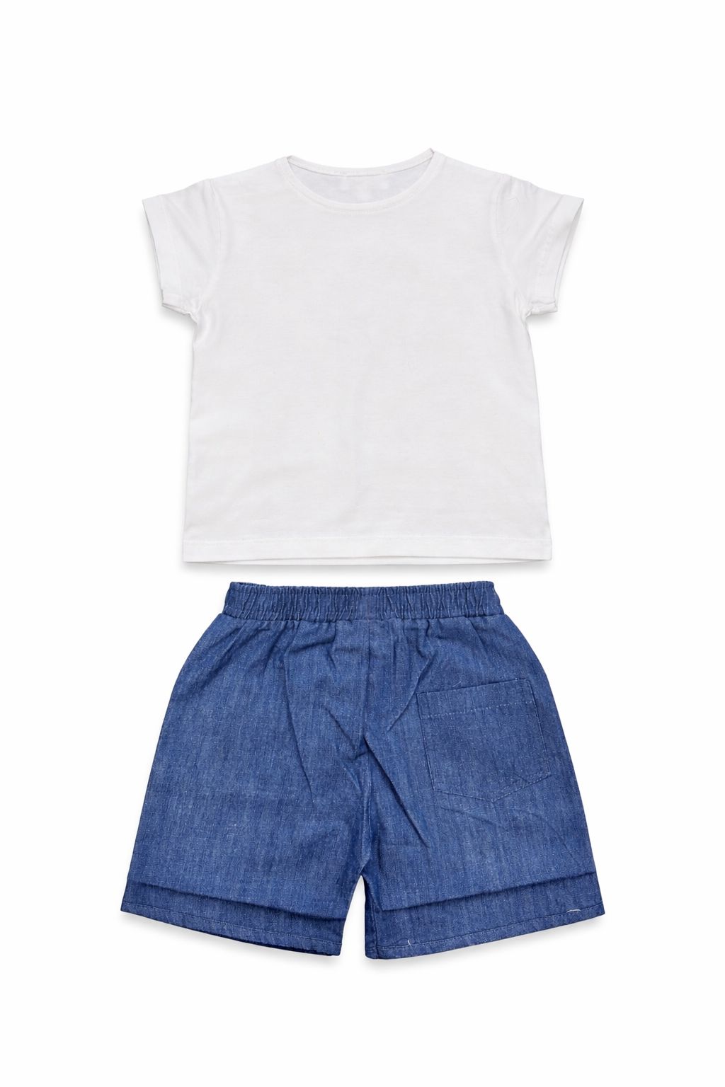 COMPLETINO SMILE CON T-SHIRT E PANTALONCINO