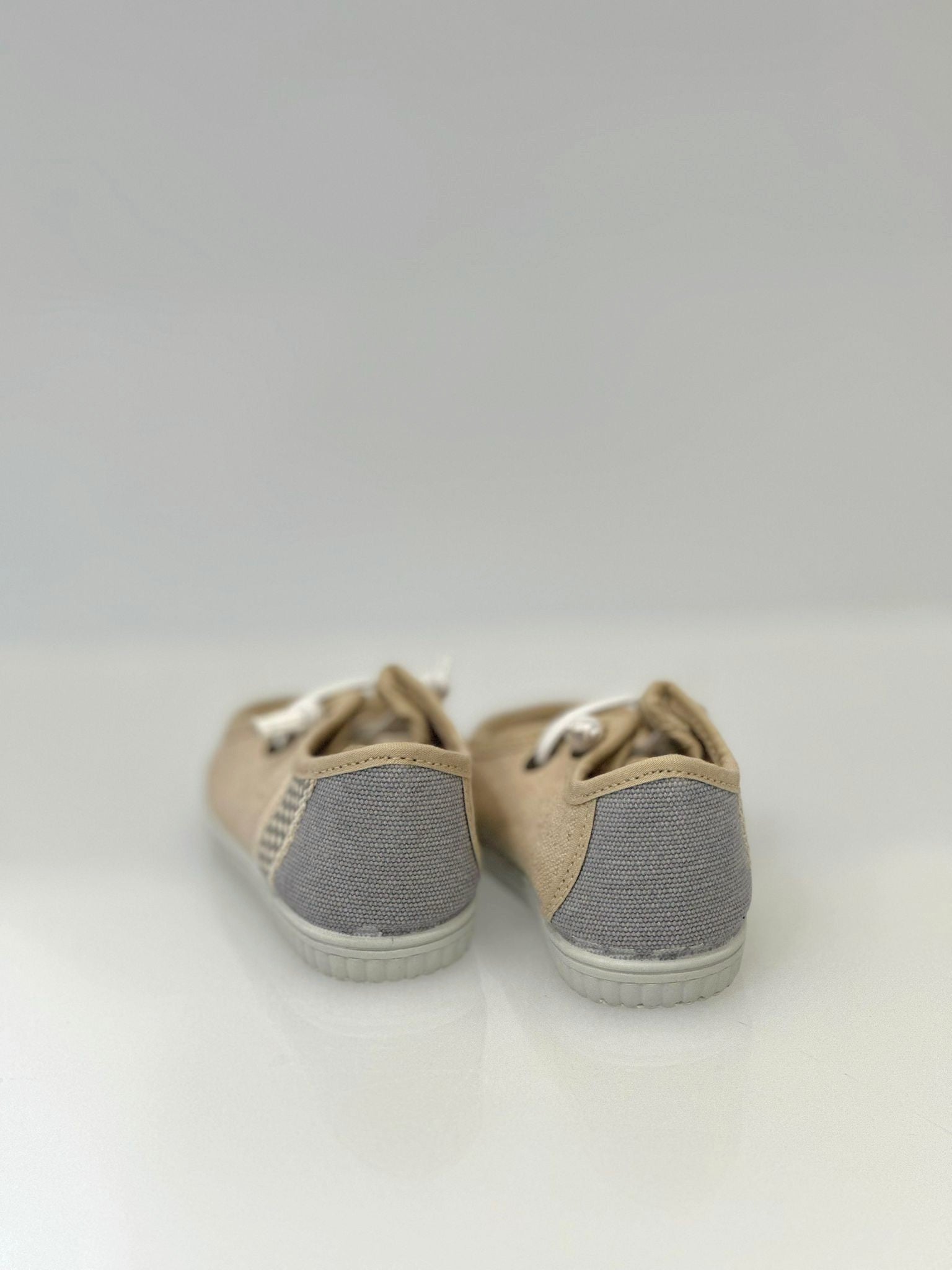 SCARPA IN TELA CON LACCI BICOLORE
