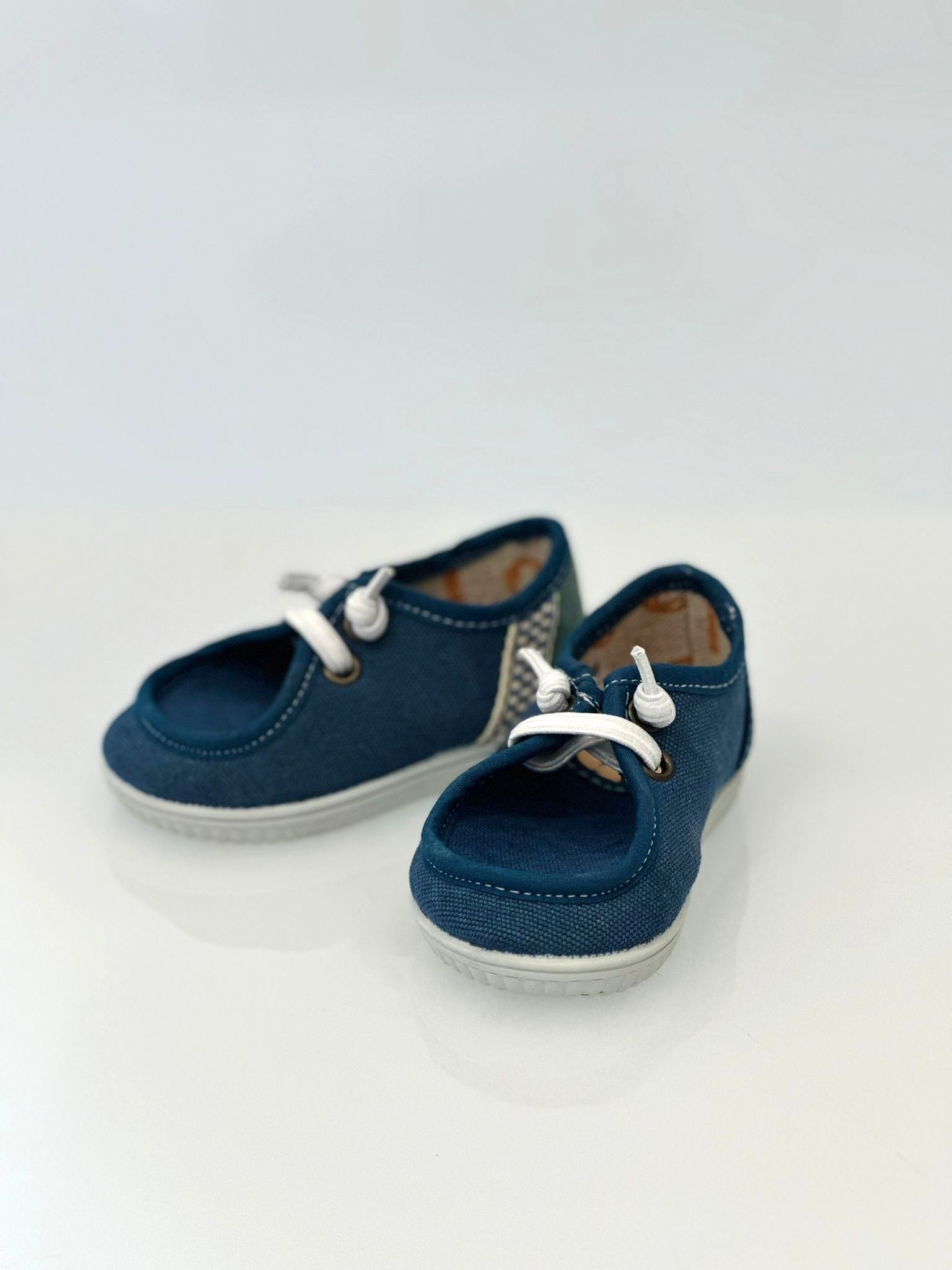 SCARPA IN TELA CON LACCI BICOLORE