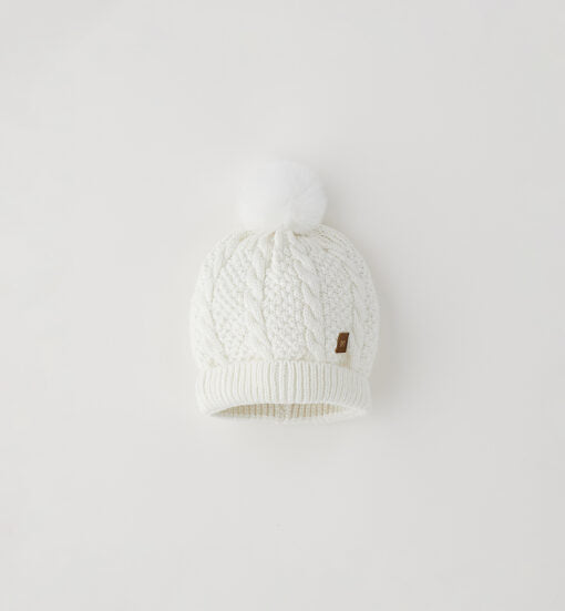 CAPPELLINO A TRECCE CON POMPON