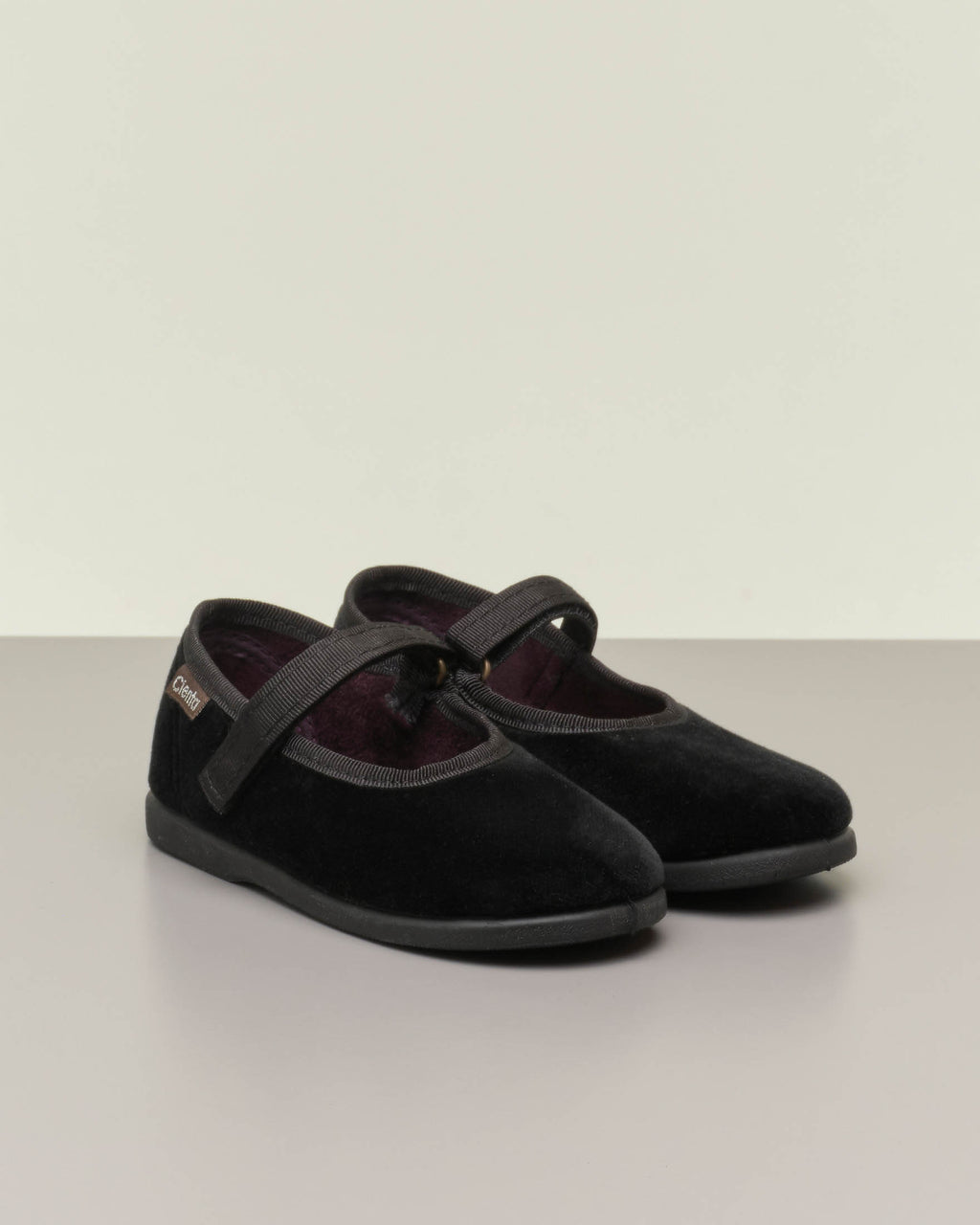 BALLERINA IN VELLUTO NERO