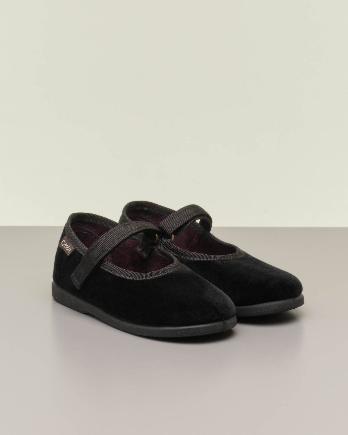 BALLERINA IN VELLUTO NERO