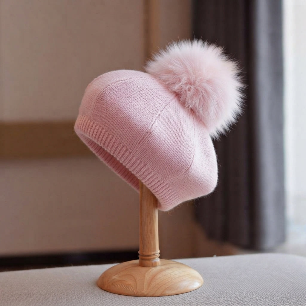 BASCO ROSA IN LANA CON POMPON F.
